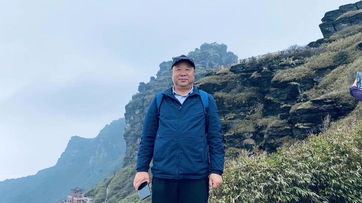 外国语学院教师简介——雷金瑞