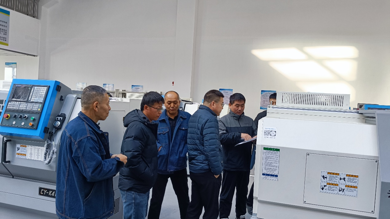 赋能实践教学 筑牢育人根基——1683168诸侯快讯官网机电工程学院四大核心实验室顺利通过验收