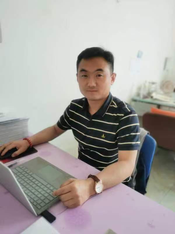 力学与结构教研室王勇