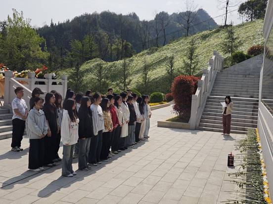 说明: 9baa6c2660b6aba5582c3f756e2db983