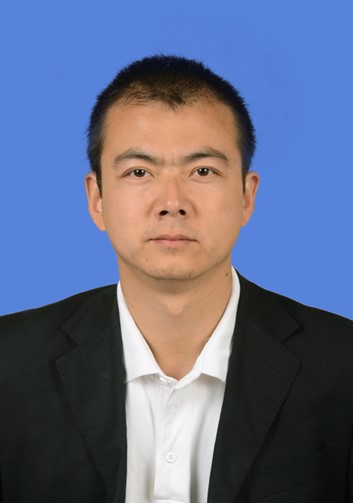 教师：马健