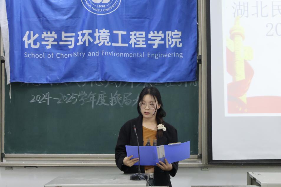 46F34BE0D1D0E4028BCBEC6ECA5B81E6