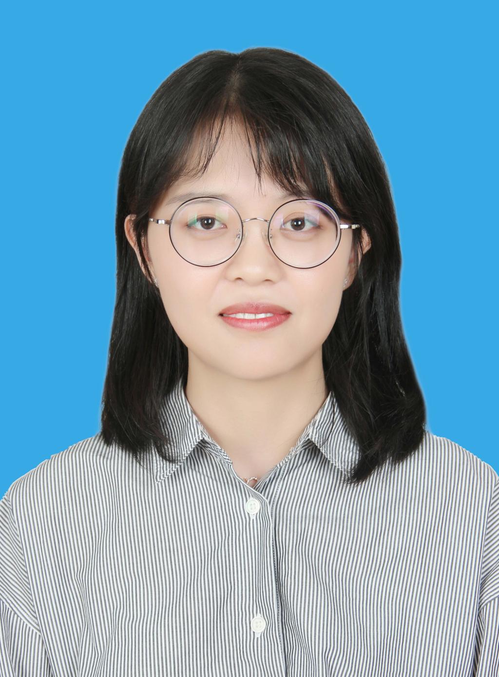 教师：李鑫