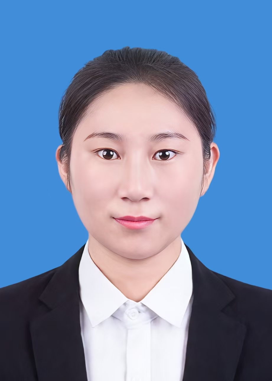 吕岚琴